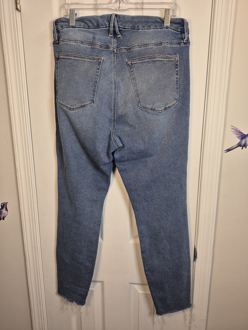 Good American Good Legs Crop Jeans Size 16 High Rise Raw Hem Medium Wash Blue - Picture 2 of 7